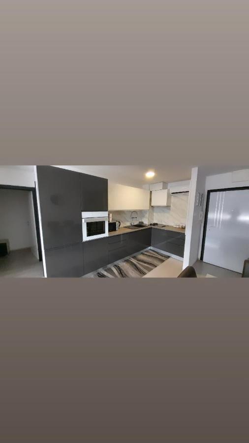 Apartman Lela Karlovac Exterior foto
